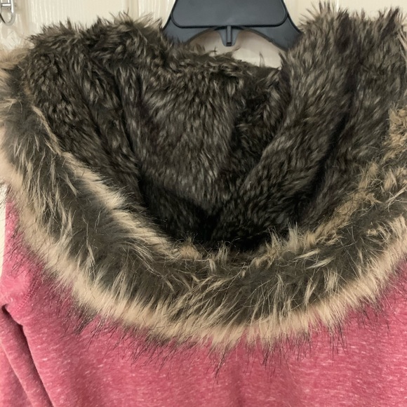 SUPERDRY zip up hoodie with Fur - Picture 7 of 8